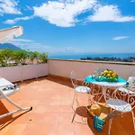 Estate4home - De Pando Panoramic 1096 Guest house 4*