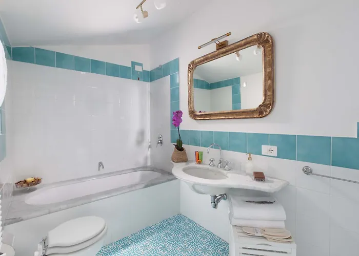 ゲストハウス De Pando Panoramic 1096 3*