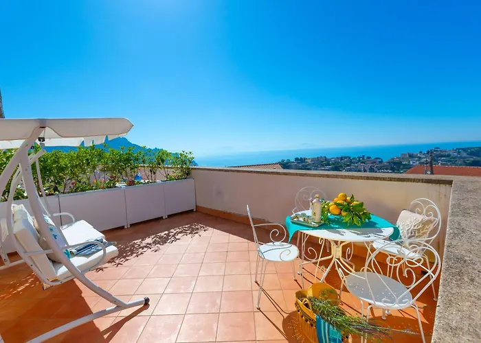 ゲストハウス De Pando Panoramic 1096 3*