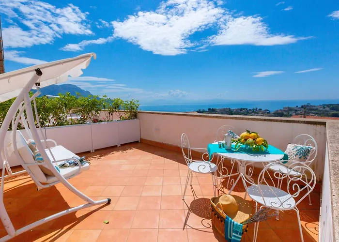 ゲストハウス De Pando Panoramic 1096 スカラ